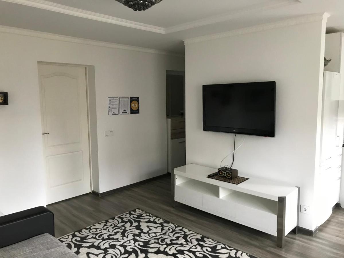 Fine Apartment Jelgava Eksteriør bilde